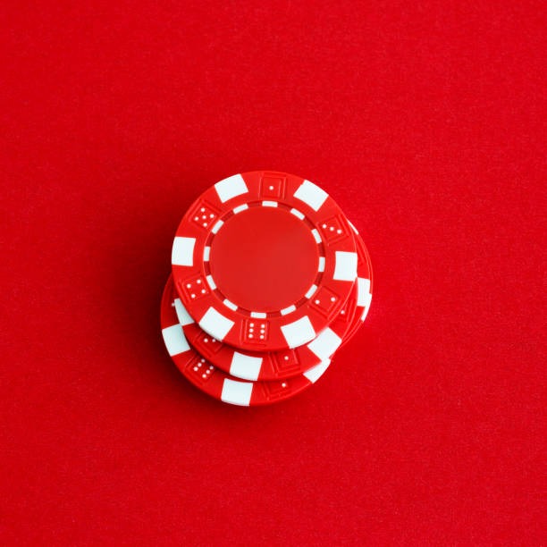 Live Casino Hold'em table with dealer and community cards displayed